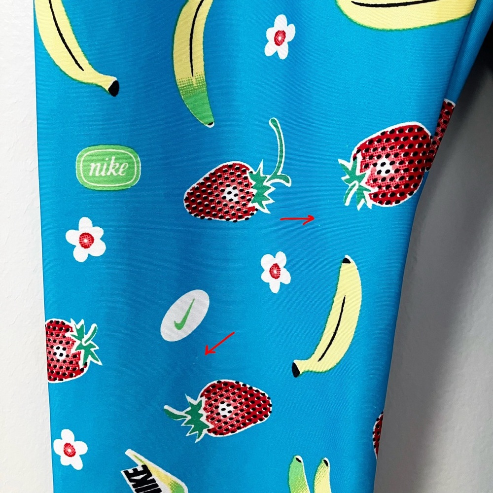 Nike | Sportswear Fruit Leggings M - Picture 4 of 6